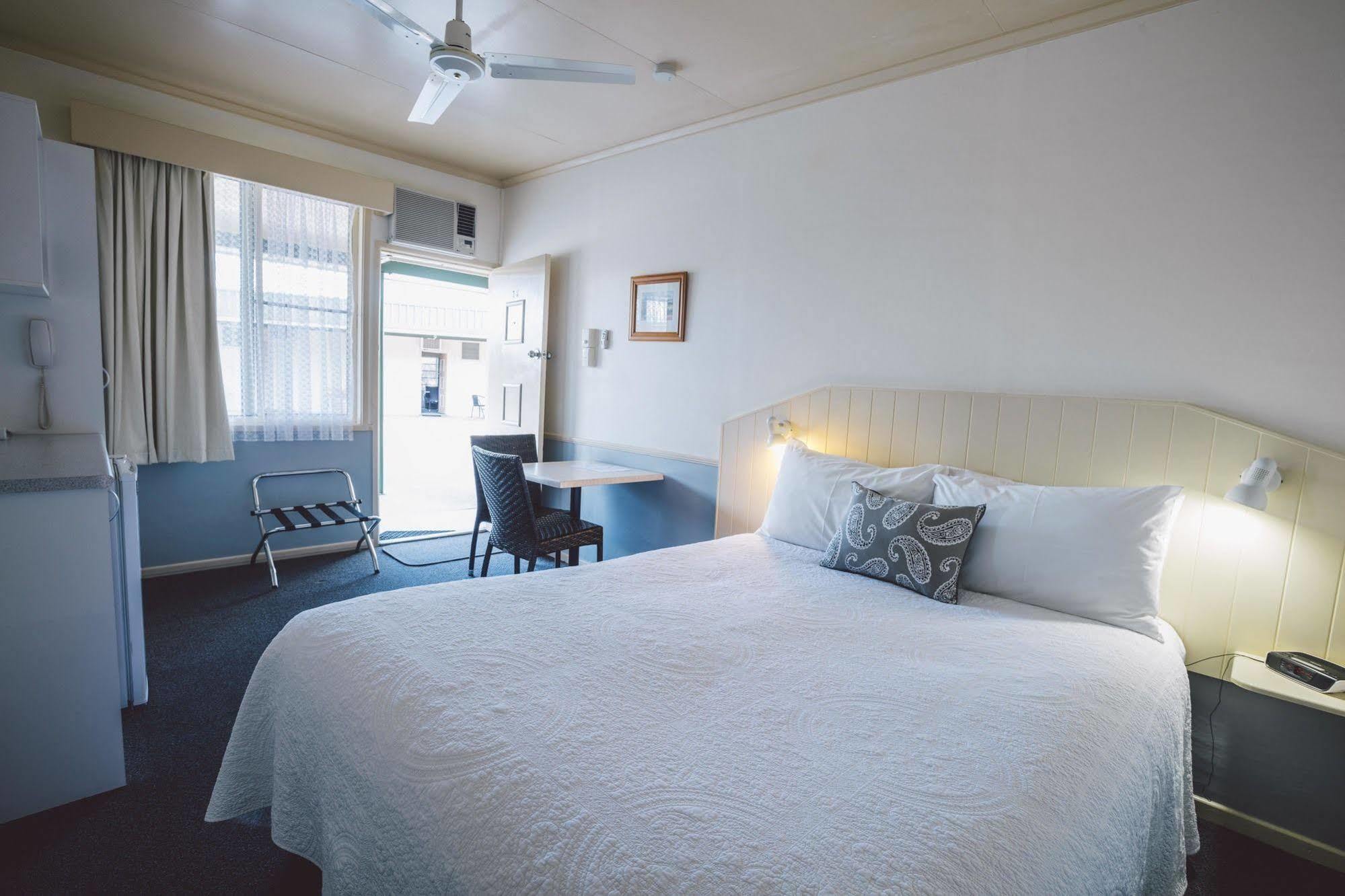 Boulevard Motel Stanthorpe Kültér fotó